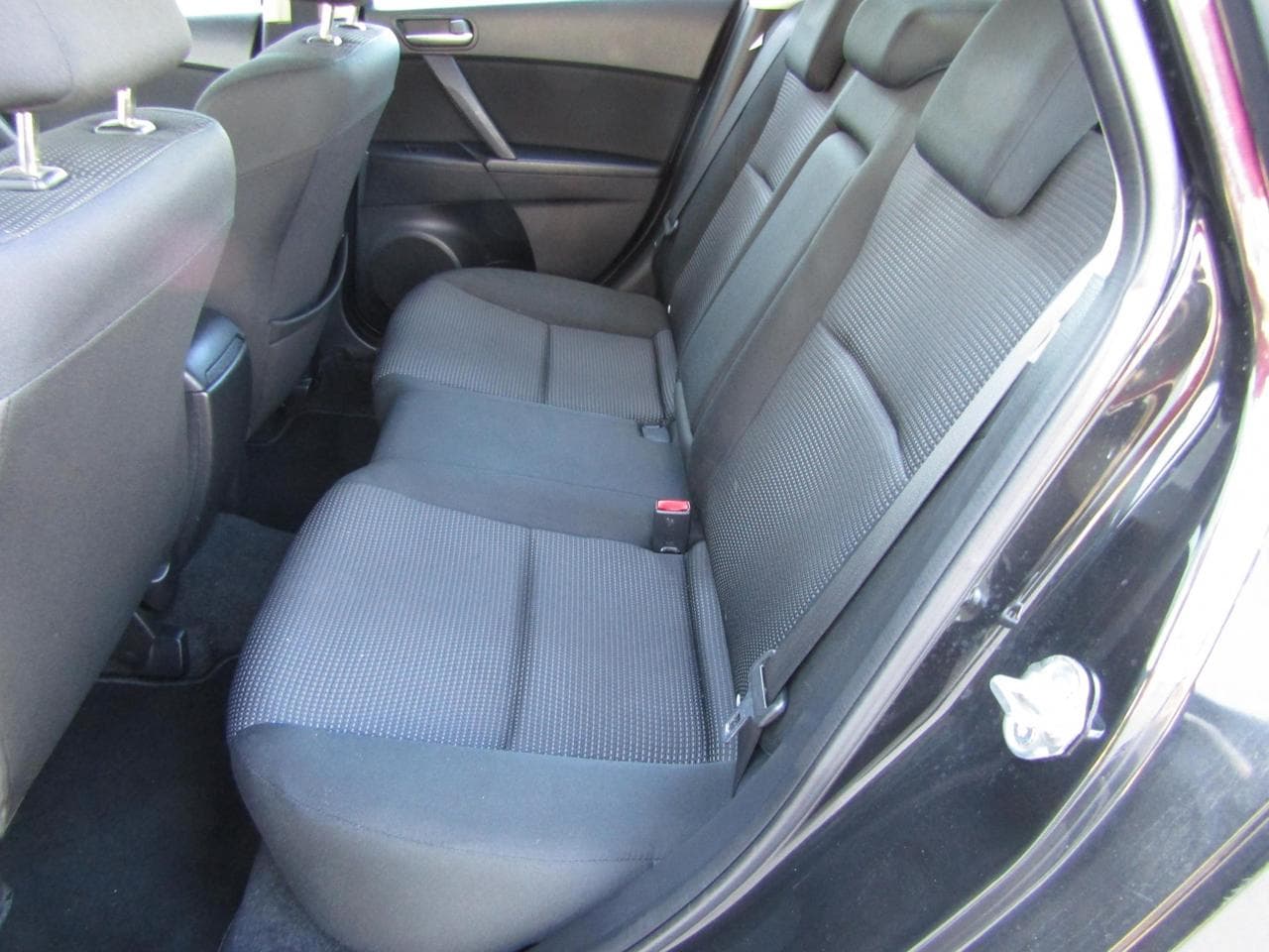 2011 Mazda 3 - 19