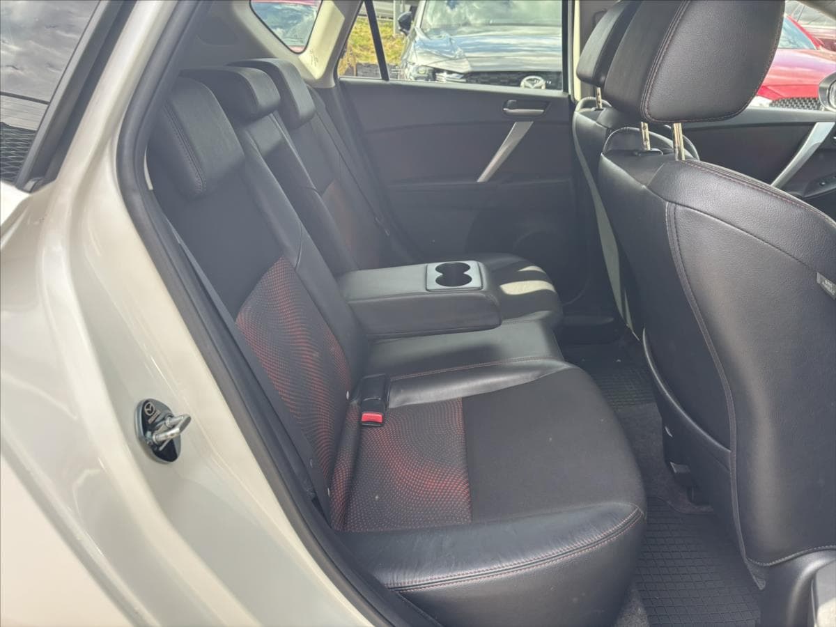 2009 Mazda 3 - 24