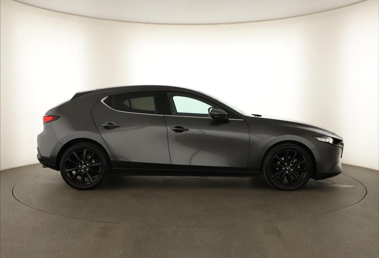 2022 Mazda 3 - 8