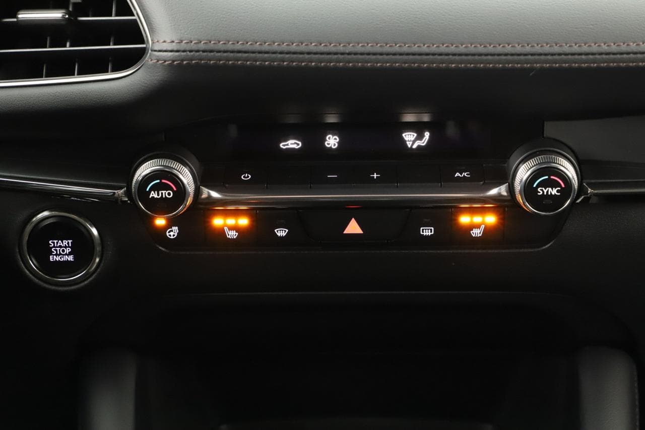 2022 Mazda 3 - 24
