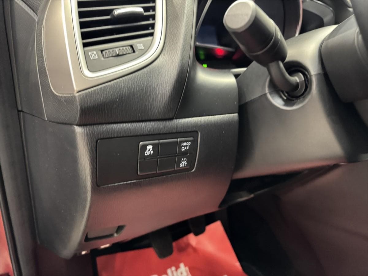 2019 Mazda 3 - 18