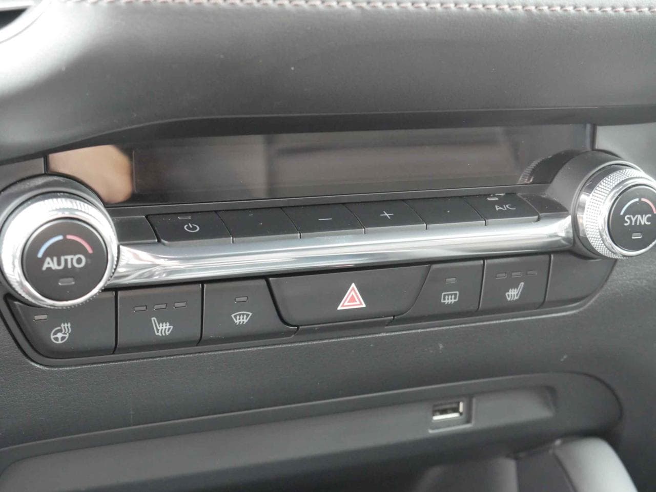 2020 Mazda 3 - 34