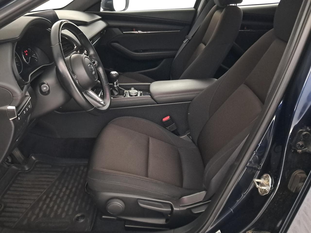 2021 Mazda 3 - 23