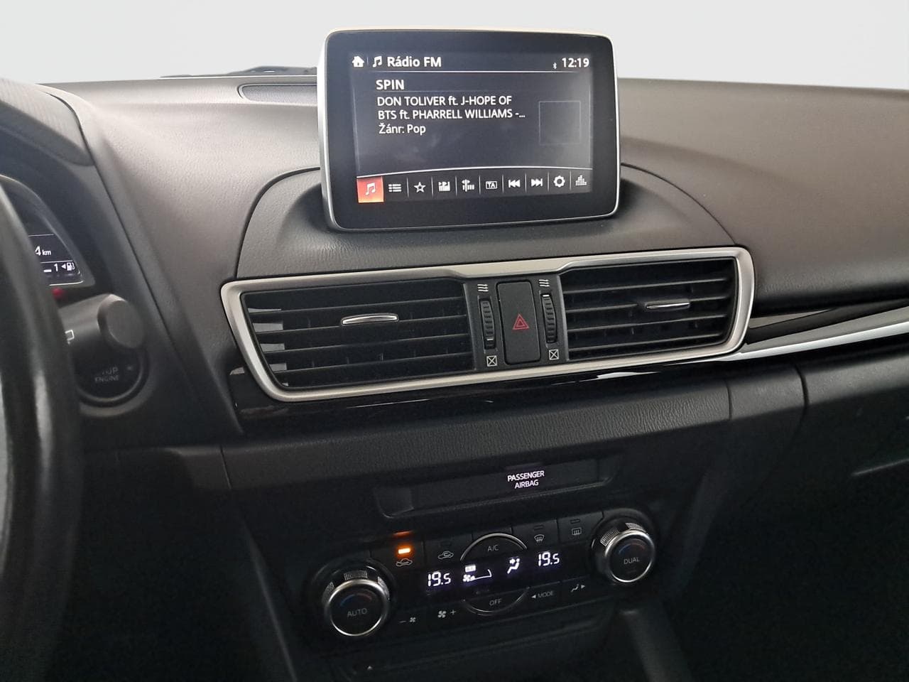 2014 Mazda 3 - 32