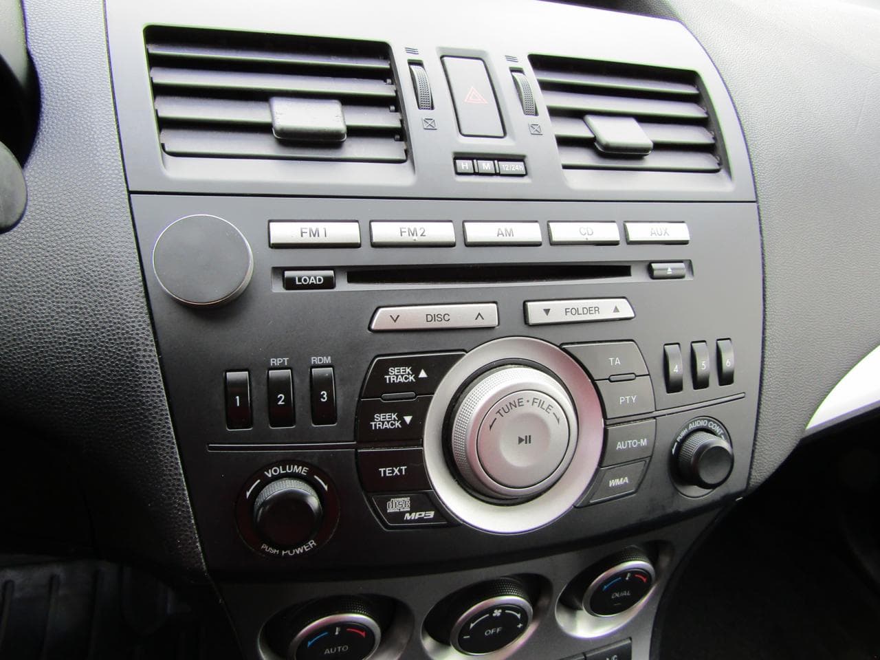 2011 Mazda 3 - 11