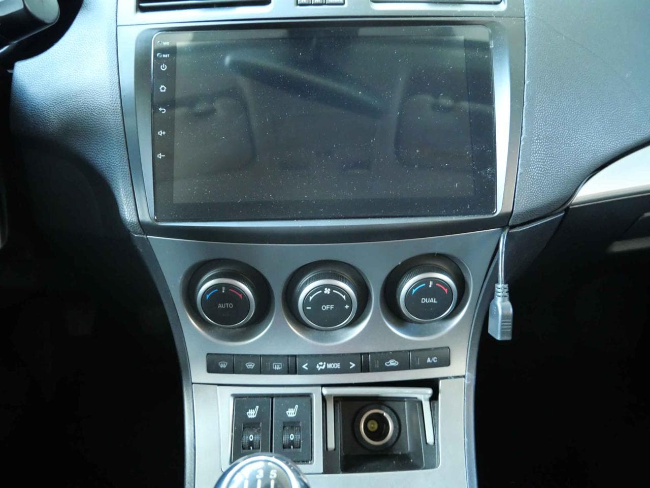 2009 Mazda 3 - 13