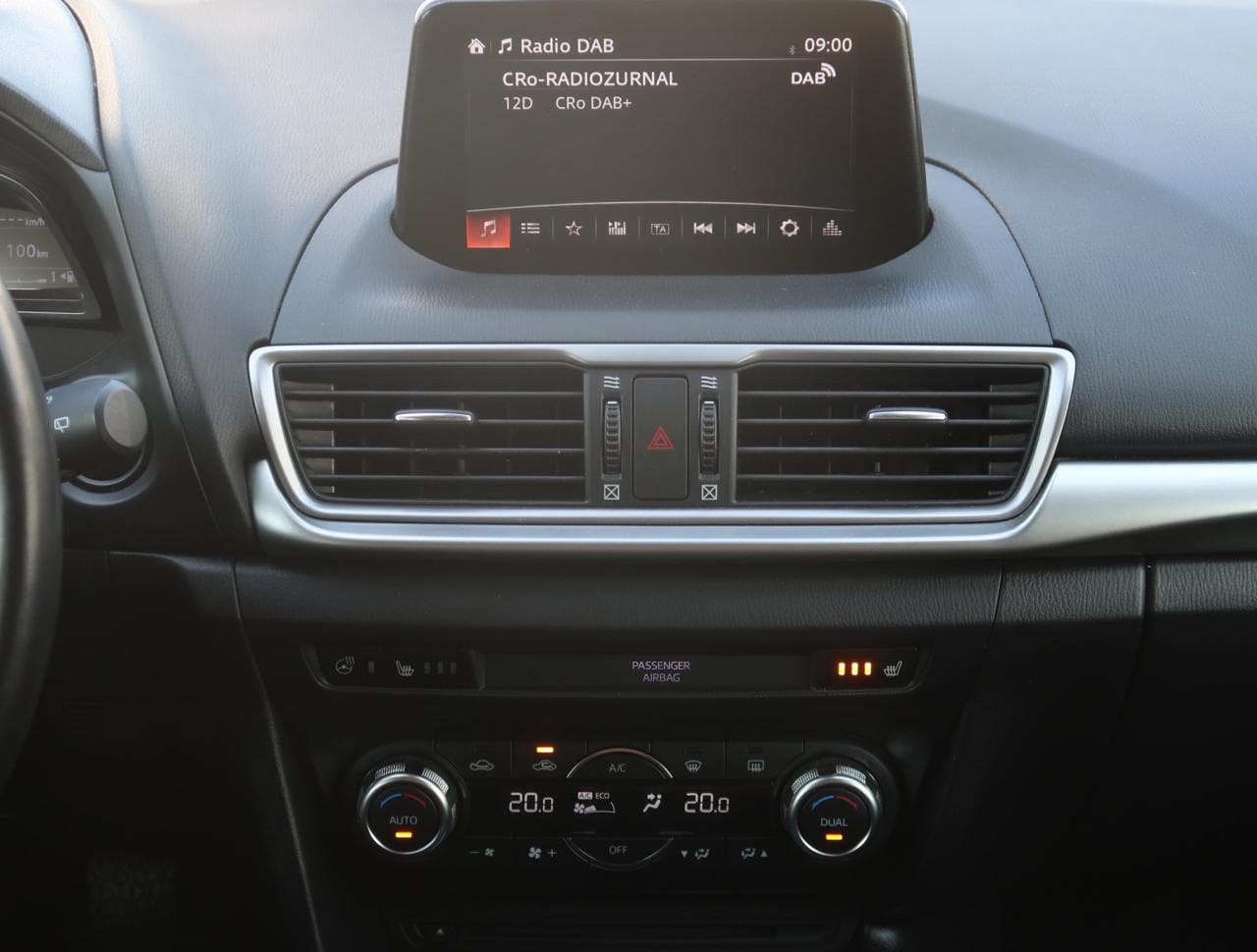 2017 Mazda 3 - 18