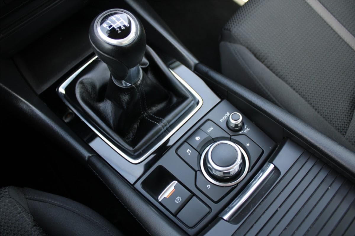 2017 Mazda 3 - 21