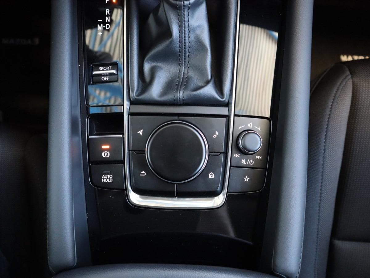 2023 Mazda 3 - 31