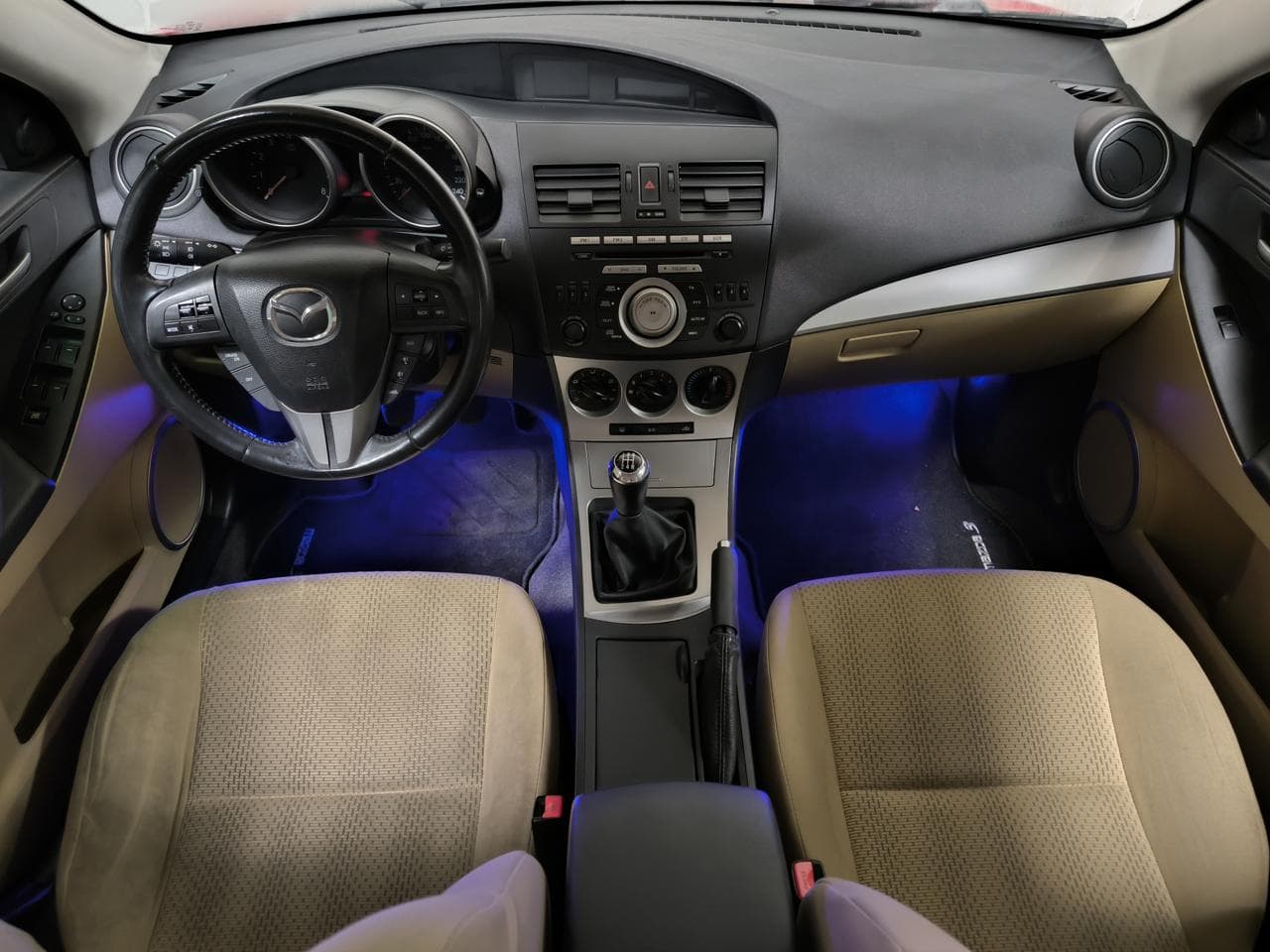 2009 Mazda 3 - 8