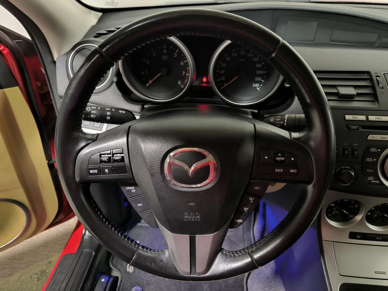 2009 Mazda 3 - 13