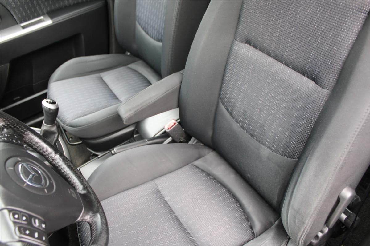 2009 Mazda 5 - 17