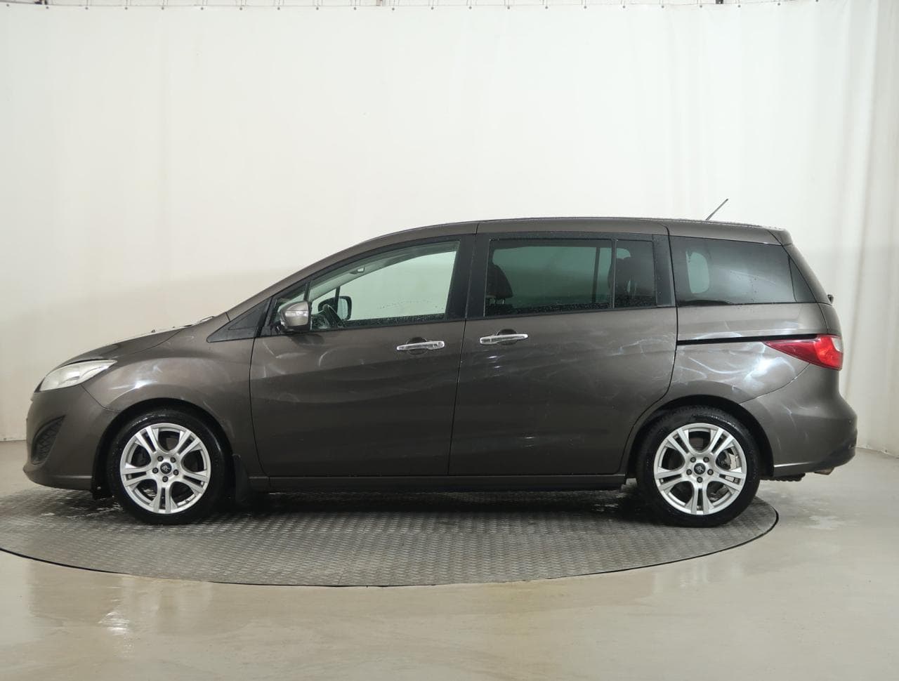 2014 Mazda 5 - 6