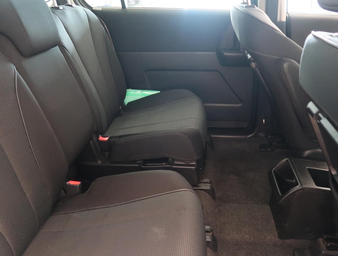 2014 Mazda 5 - 30