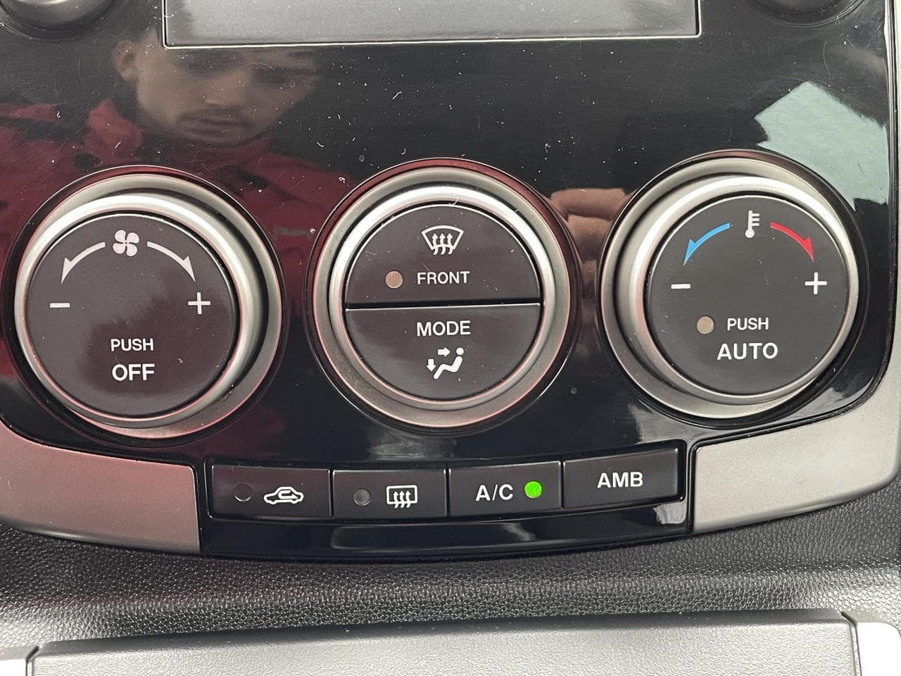 2010 Mazda 5 - 14