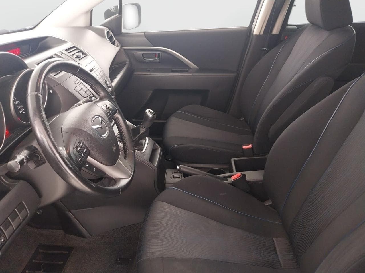 2011 Mazda 5 - 16
