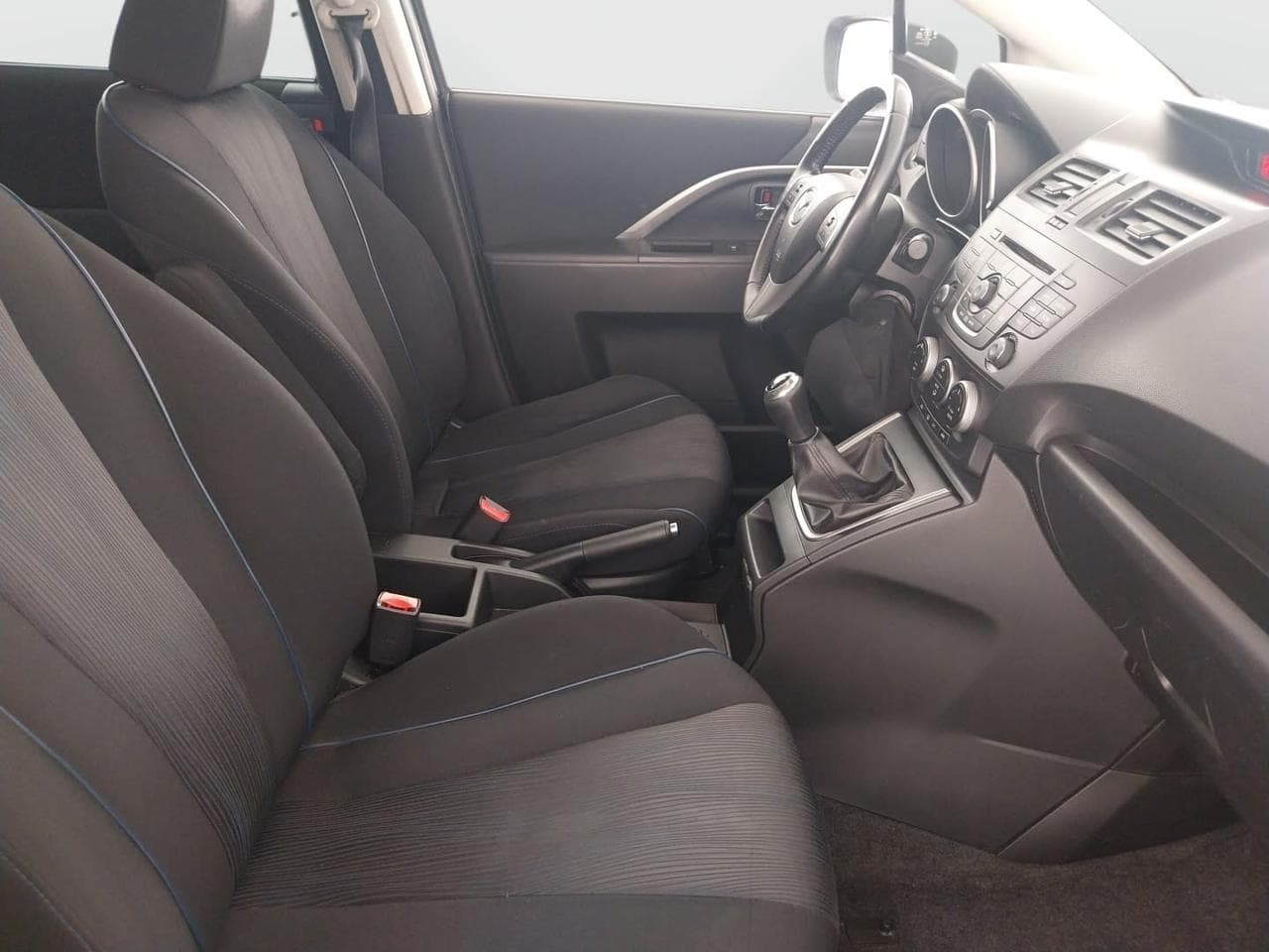 2011 Mazda 5 - 12