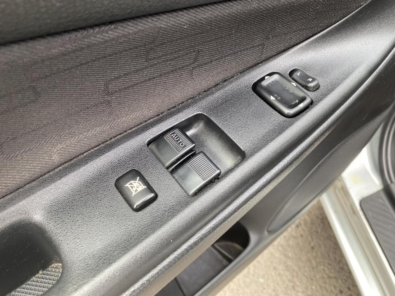 2005 Mazda 6 - 13