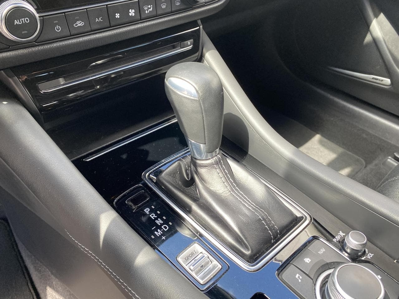 2020 Mazda 6 - 26