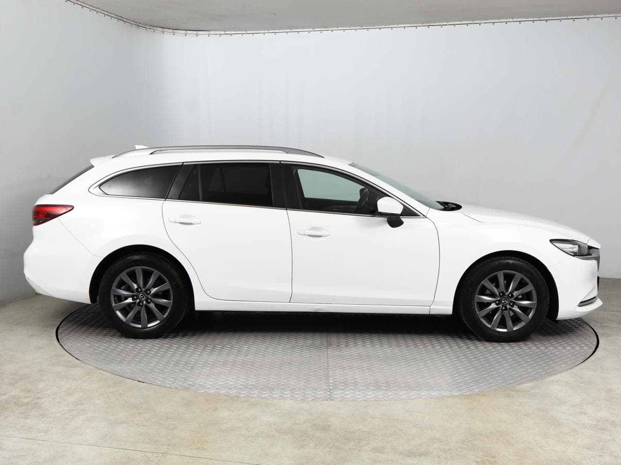 2019 Mazda 6 - 8