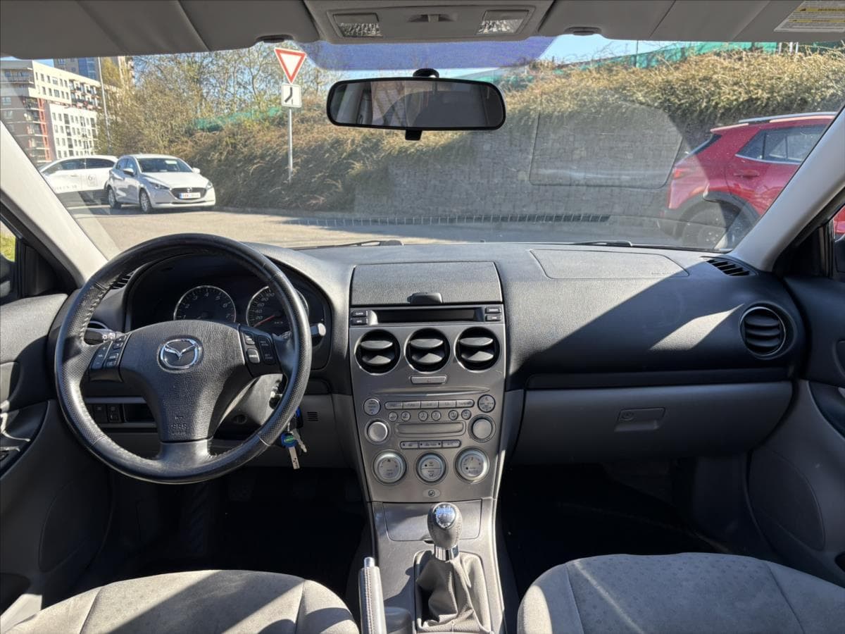 2004 Mazda 6 - 9