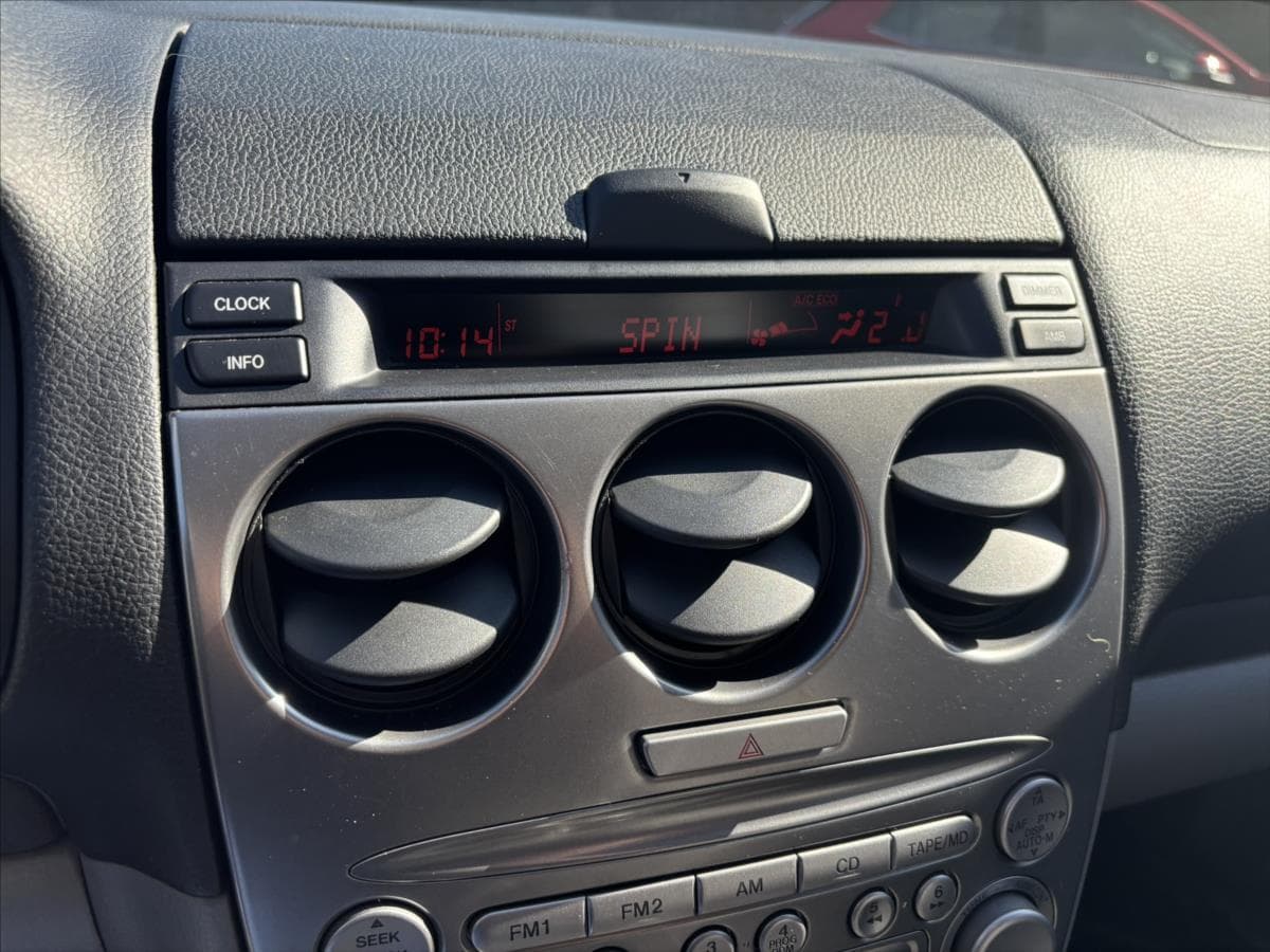 2004 Mazda 6 - 21