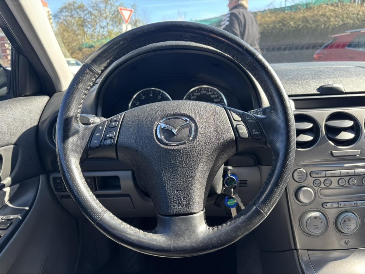 2004 Mazda 6 - 19