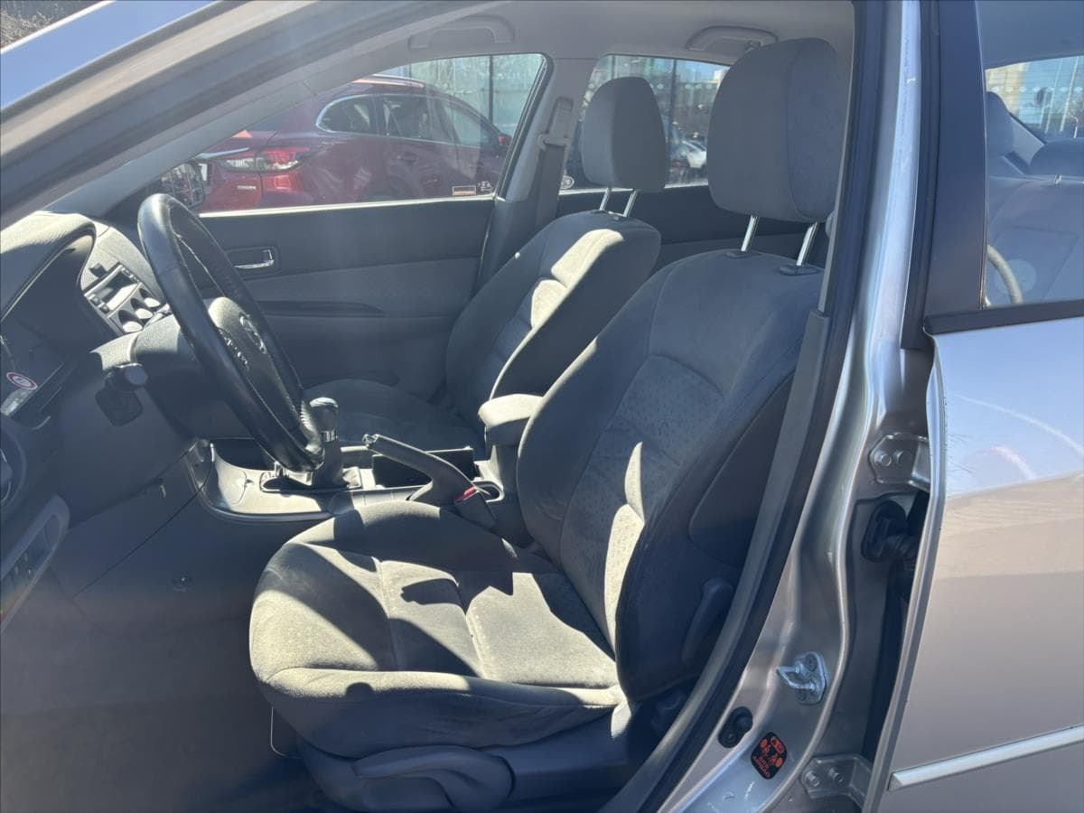 2004 Mazda 6 - 10