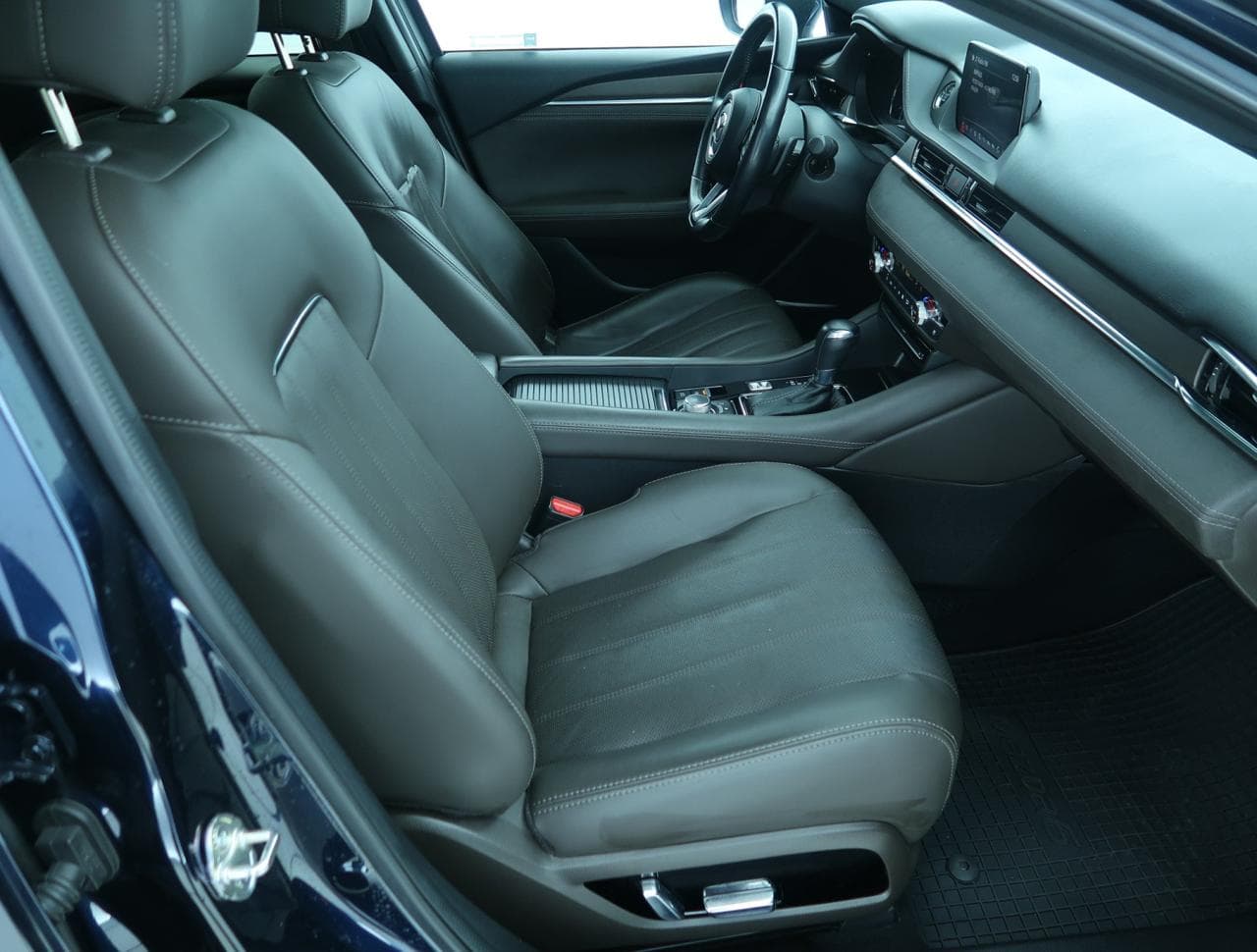 2019 Mazda 6 - 12
