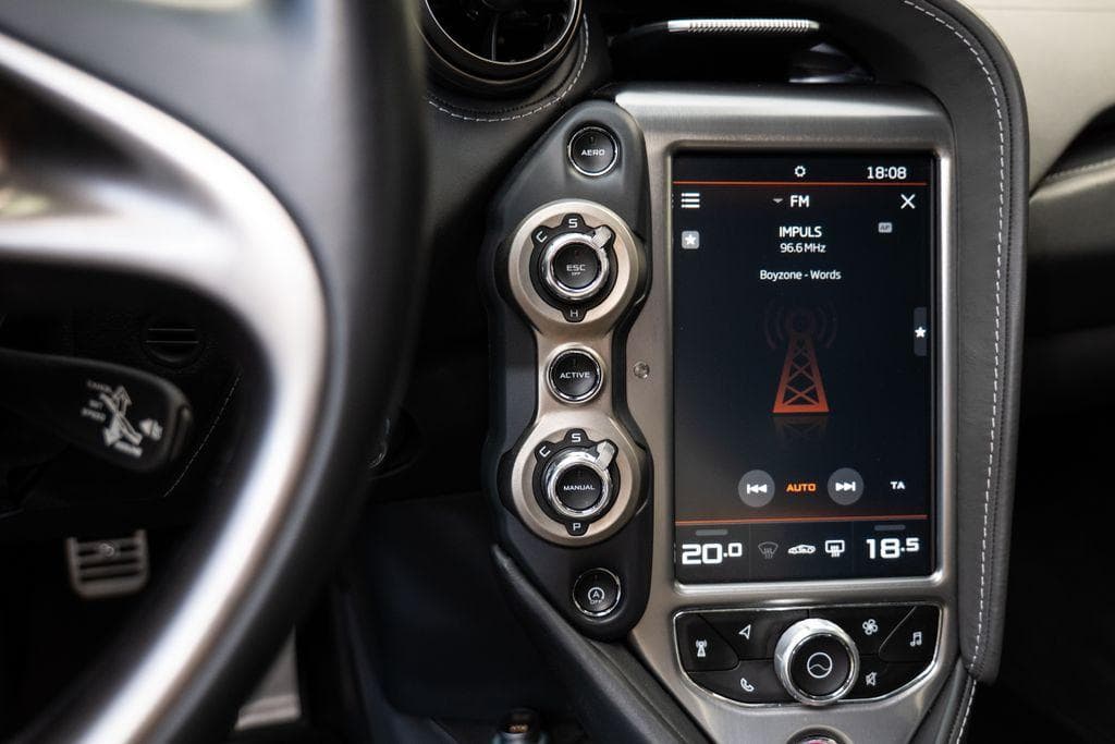 2017 McLaren 720S - 10