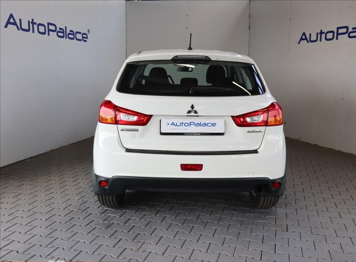 2014 Mitsubishi ASX - 5