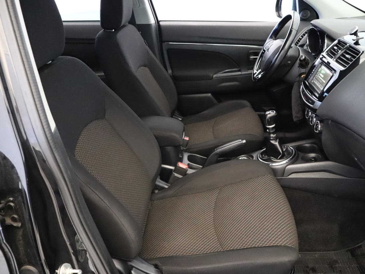 2016 Mitsubishi Asx - 10