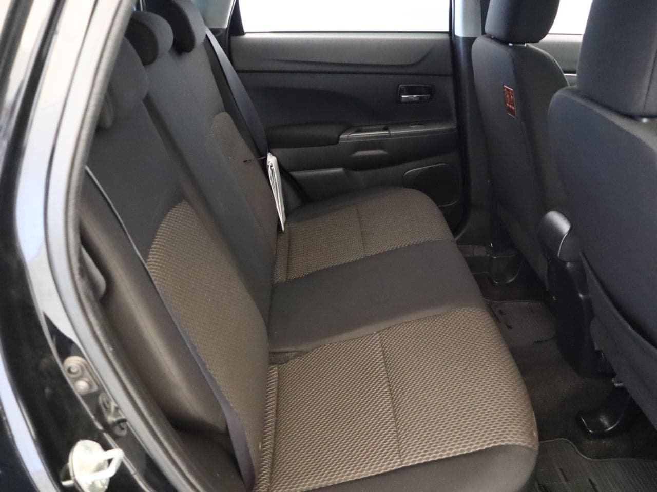 2016 Mitsubishi Asx - 11