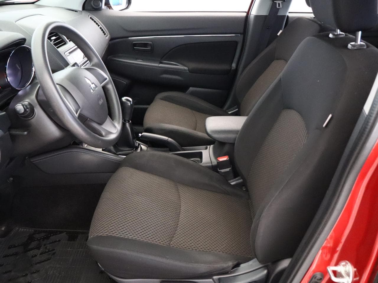 2018 Mitsubishi Asx - 13