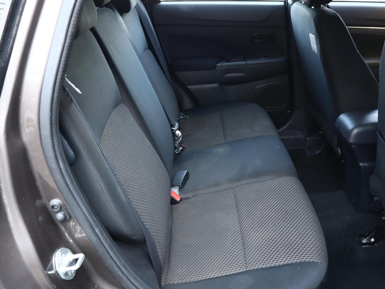 2016 Mitsubishi Asx - 11