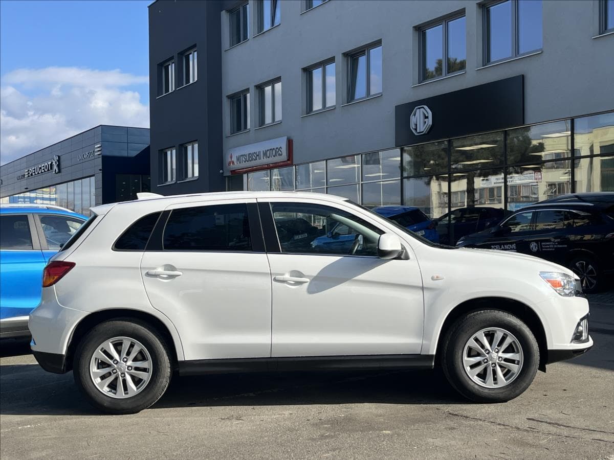 2019 Mitsubishi ASX - 4