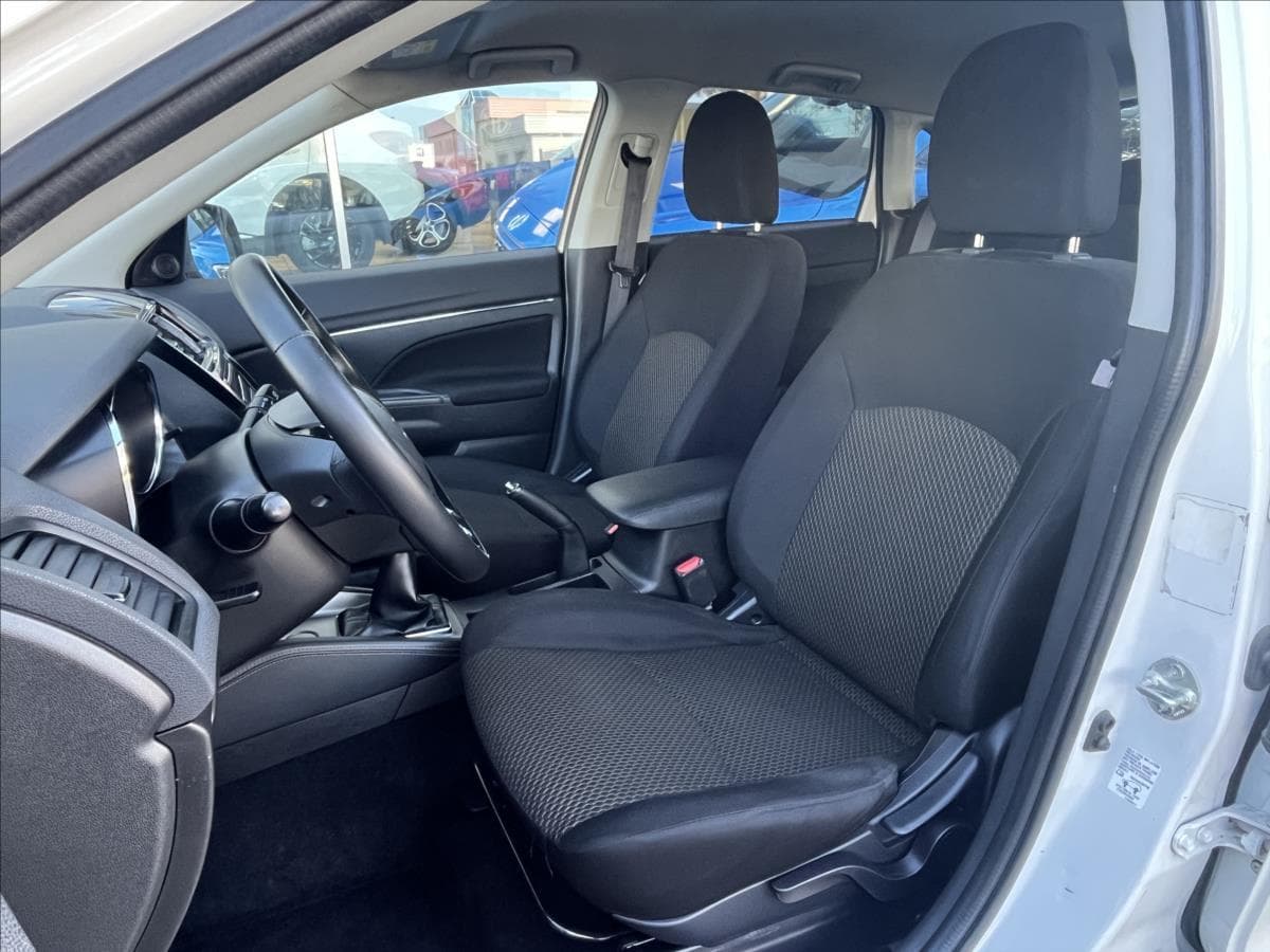 2019 Mitsubishi ASX - 9
