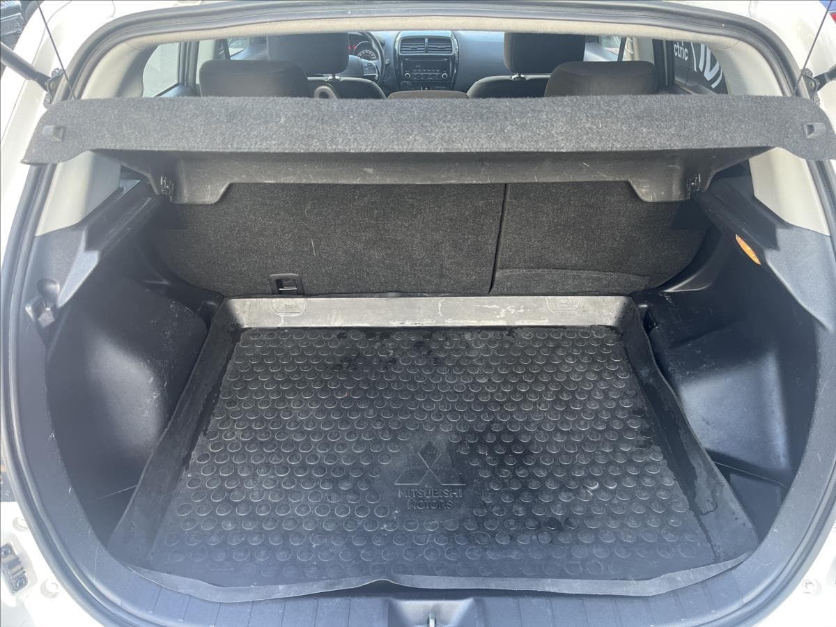 2019 Mitsubishi ASX - 17