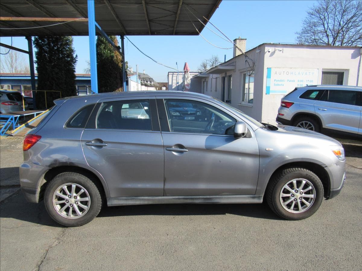 2012 Mitsubishi Asx - 8