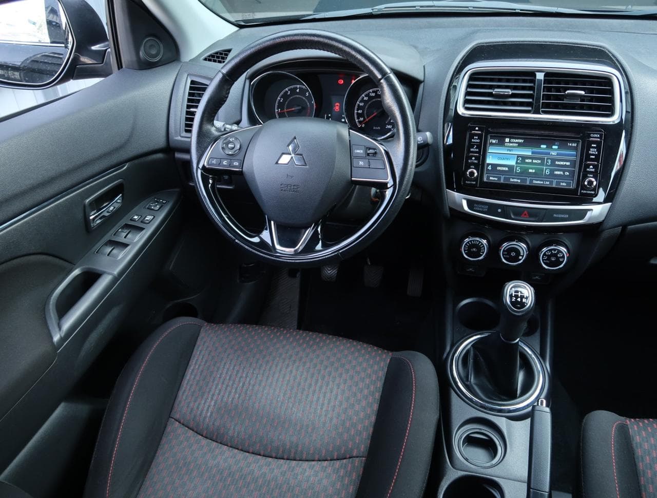 2016 Mitsubishi Asx - 9