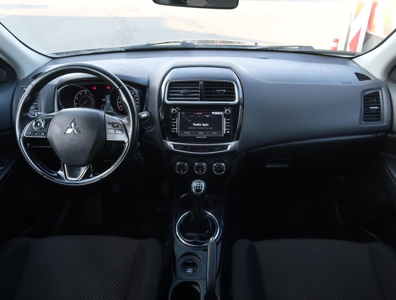 2017 Mitsubishi Asx - 10