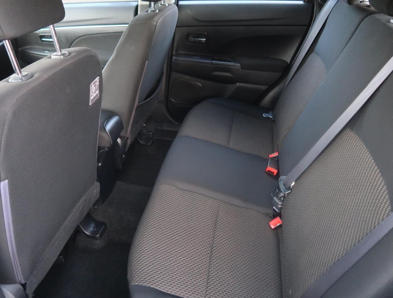 2017 Mitsubishi Asx - 15