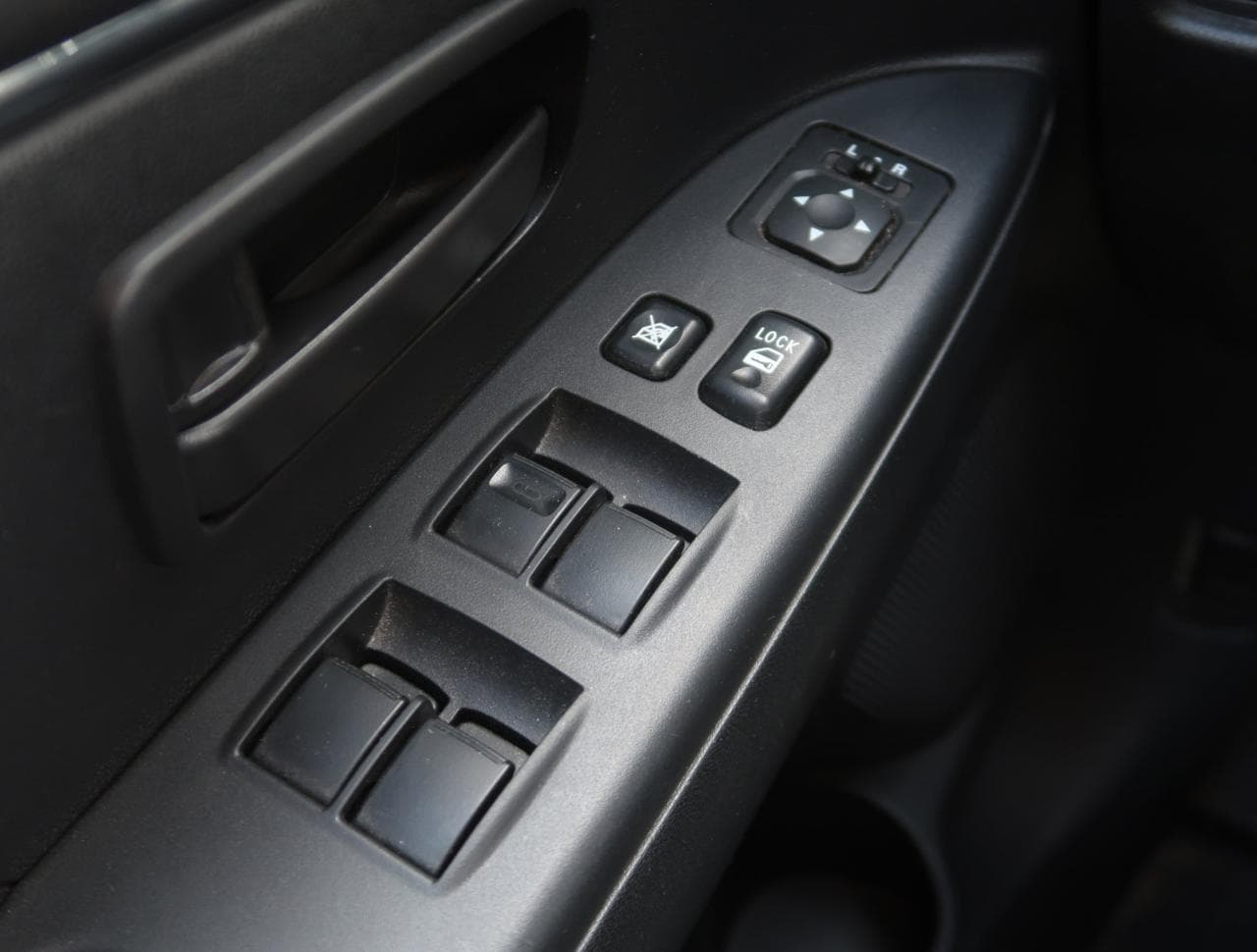 2019 Mitsubishi Asx - 19