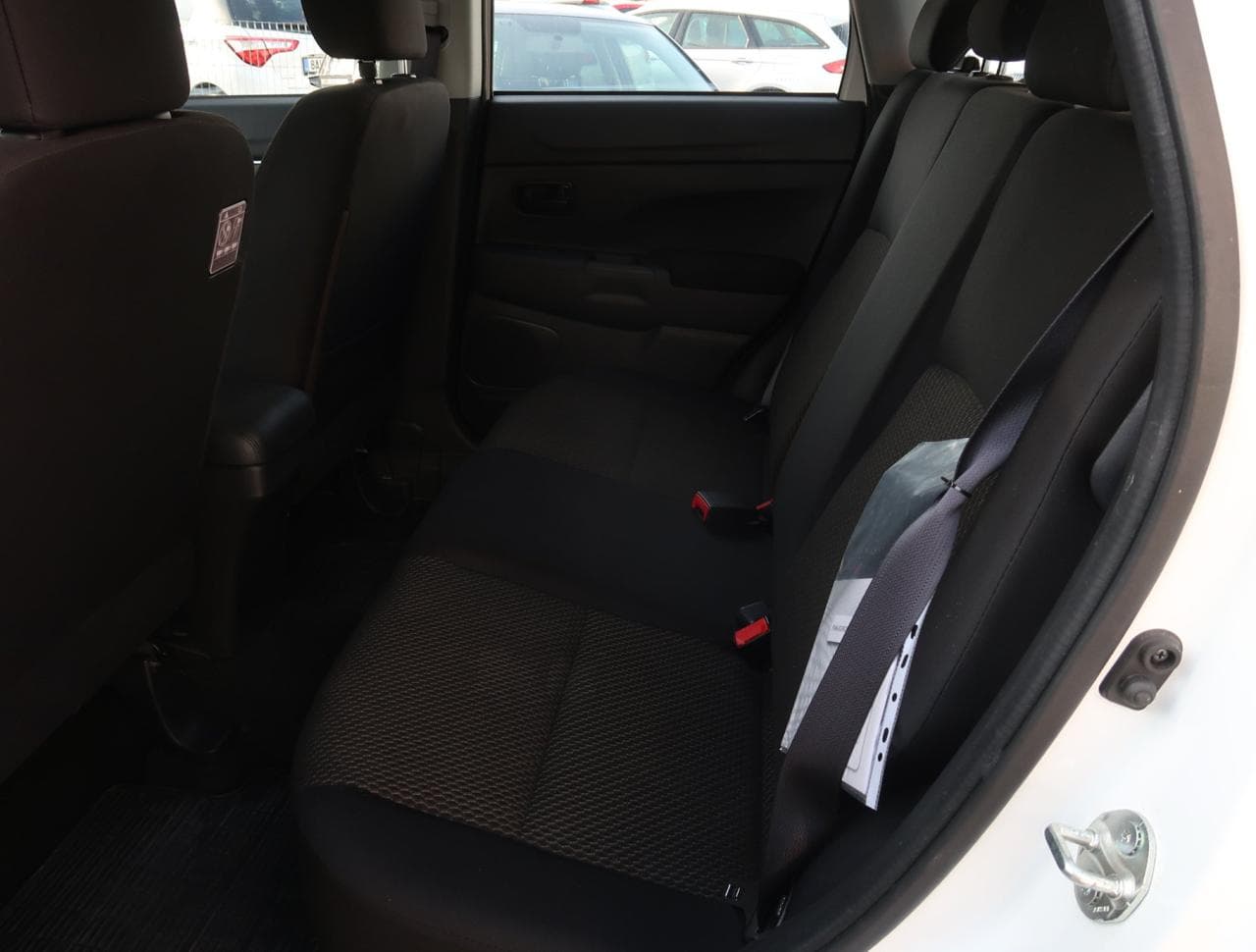 2019 Mitsubishi Asx - 15