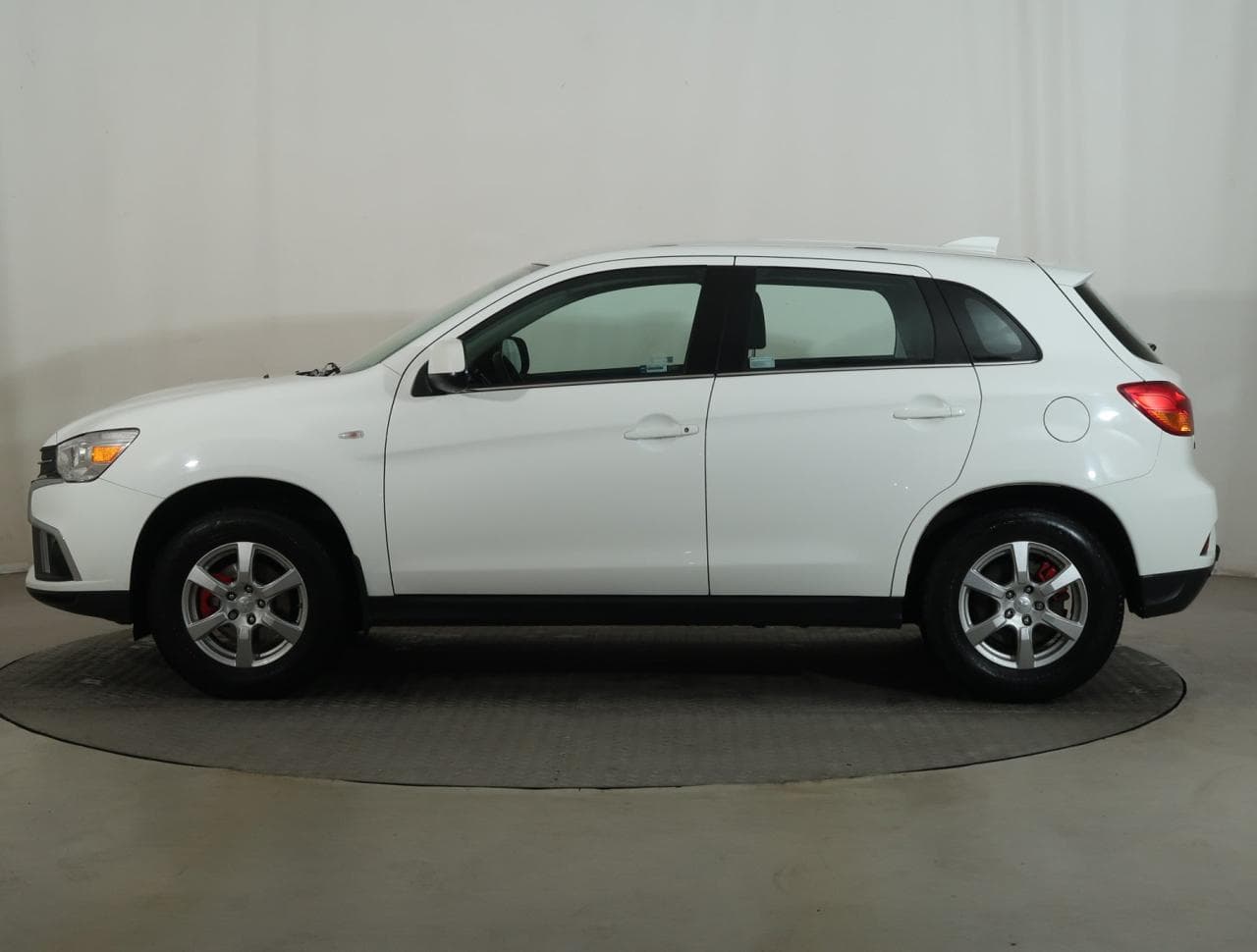 2019 Mitsubishi ASX - 4