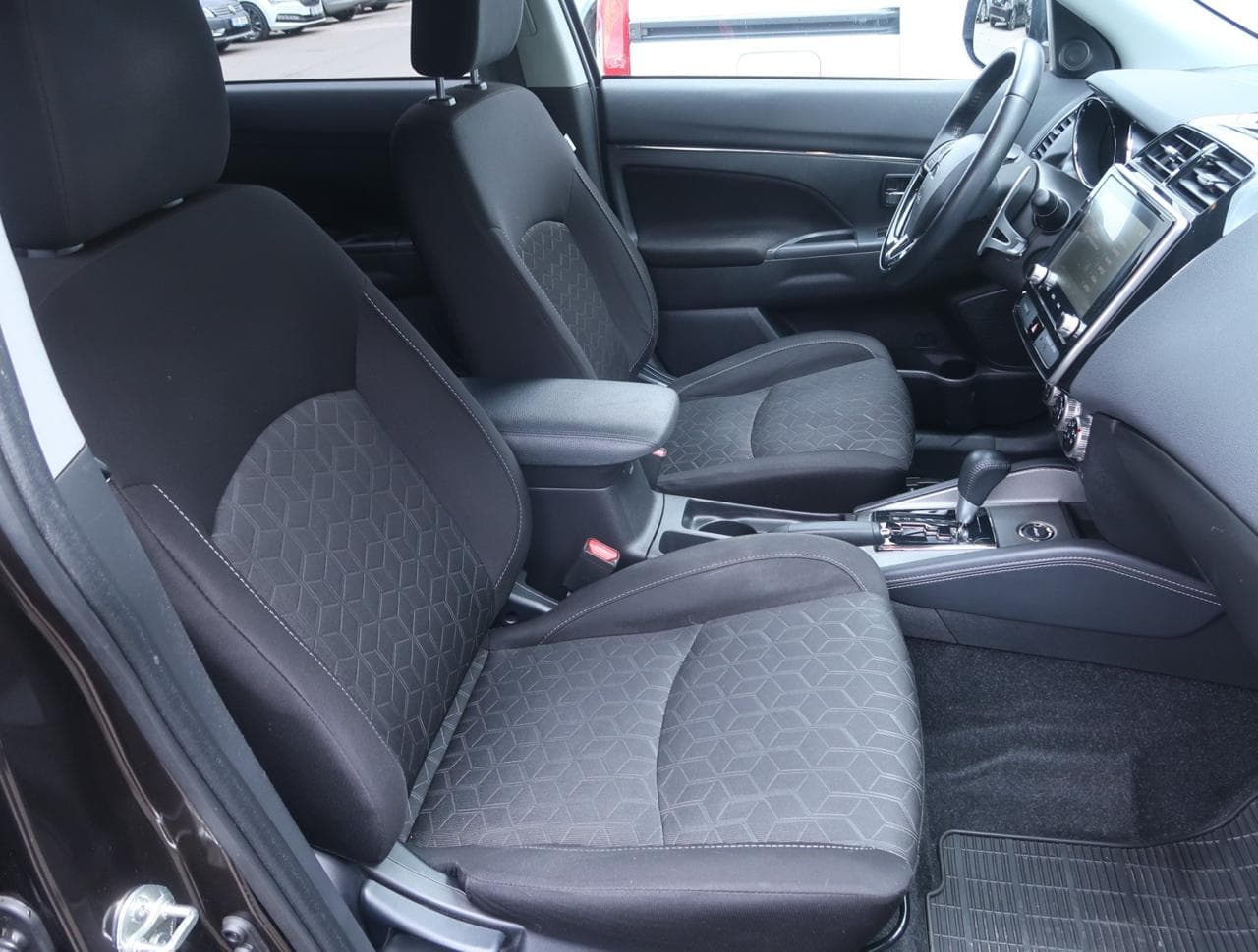 2020 Mitsubishi ASX - 13