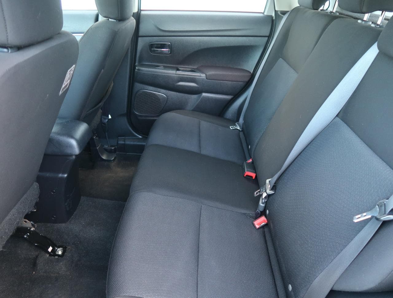 2010 Mitsubishi ASX - 15