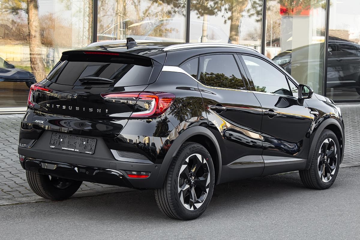 2025 Mitsubishi ASX - 5