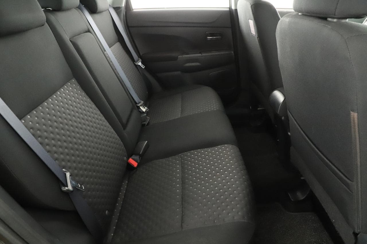 2010 Mitsubishi ASX - 10