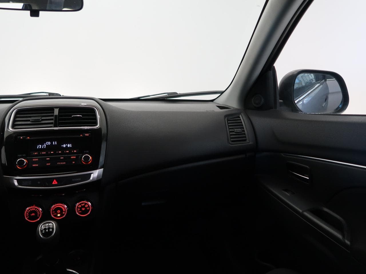 2015 Mitsubishi ASX - 11